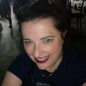 Meet your Posher, Andrea